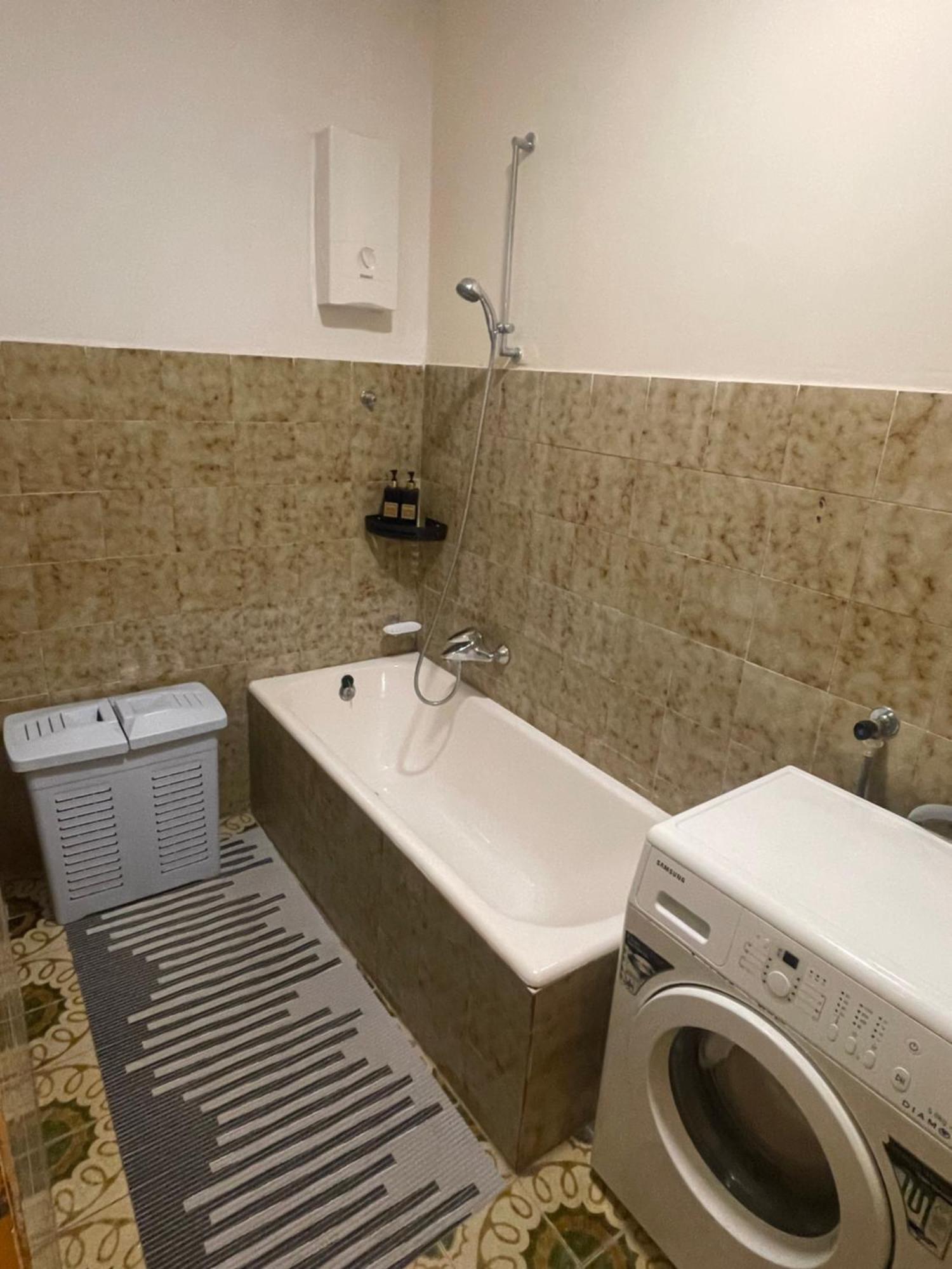 Apartman Luka + Free Parking Apartment Zadar Bagian luar foto